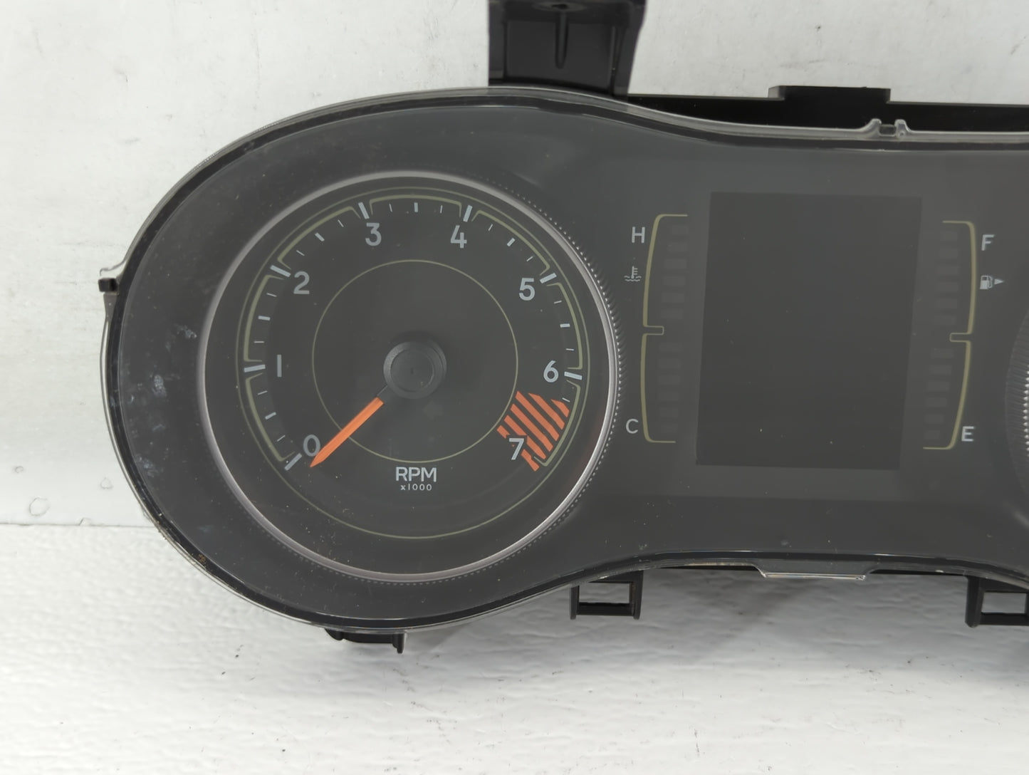 2015 Jeep Cherokee Instrument Cluster Speedometer Gauges P/N:P68241293AC Fits OEM Used Auto Parts - Oemusedautoparts1.com