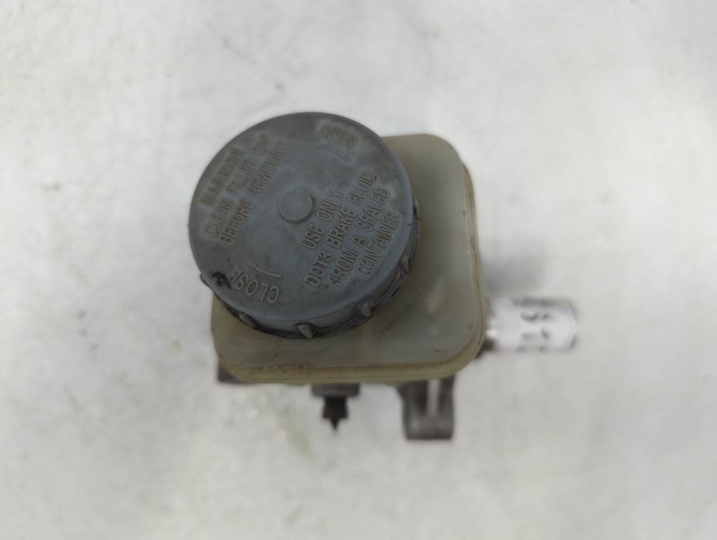 2015 Jeep Cherokee Brake Master Cylinder - Oemusedautoparts1.com