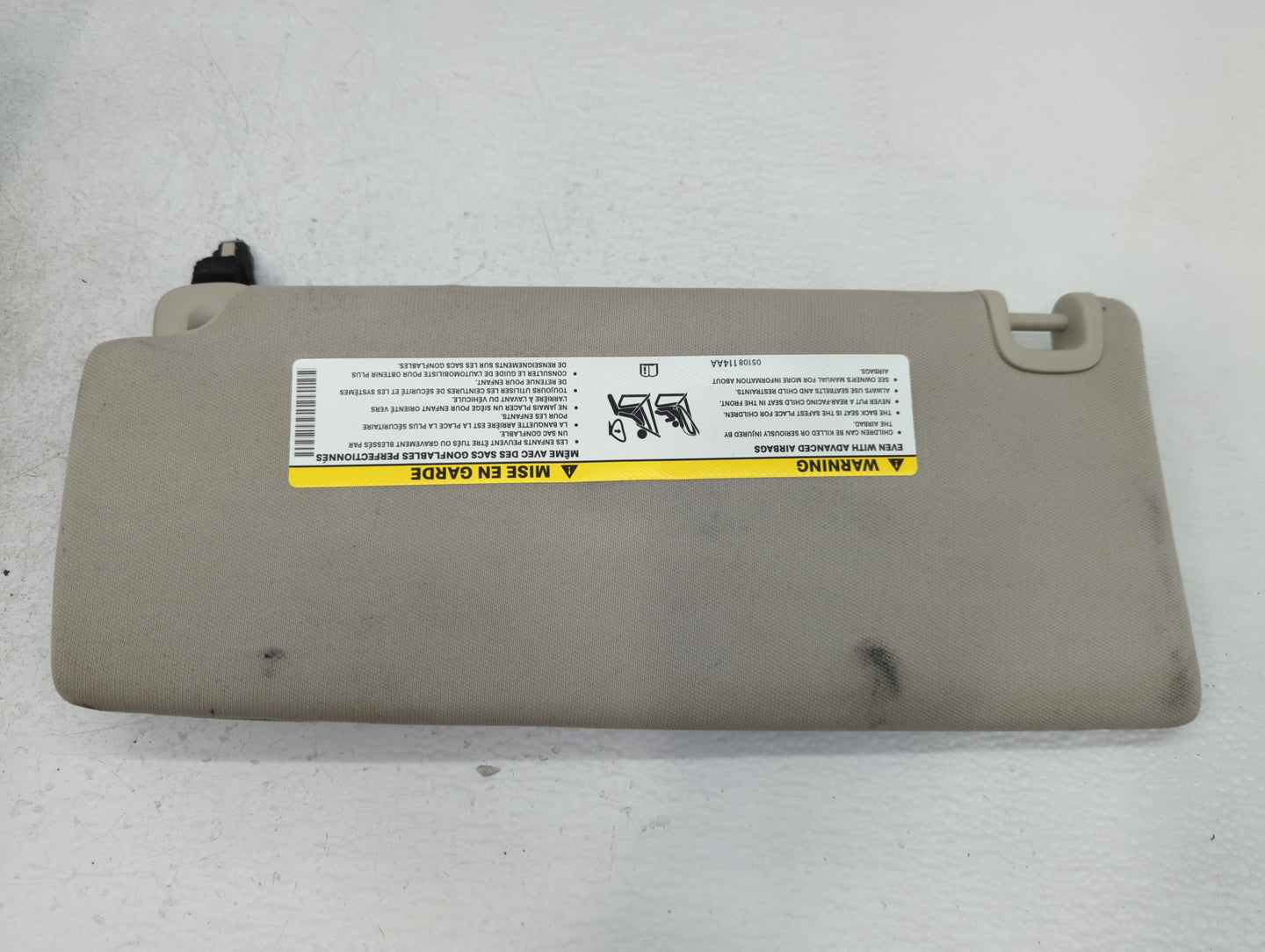 2014-2018 Jeep Cherokee Sun Visor Shade Replacement Passenger Right Mirror Fits Fits 2014 2015 2016 2017 2018 OEM Used Auto 