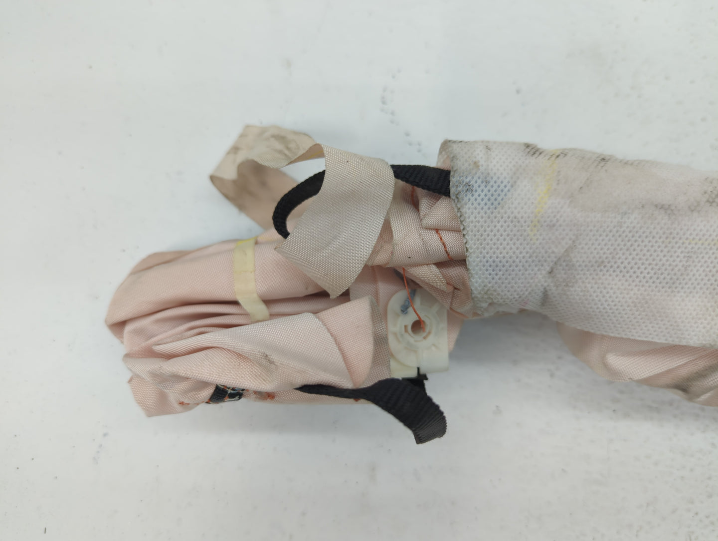 2014-2018 Jeep Cherokee Air Bag Driver Left Steering Wheel Mounted - Oemusedautoparts1.com