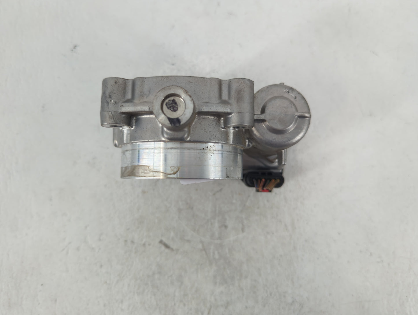 2014-2022 Jeep Cherokee Throttle Body P/N:05184349AC 0 280 750 570 Fits OEM Used Auto Parts - Oemusedautoparts1.com