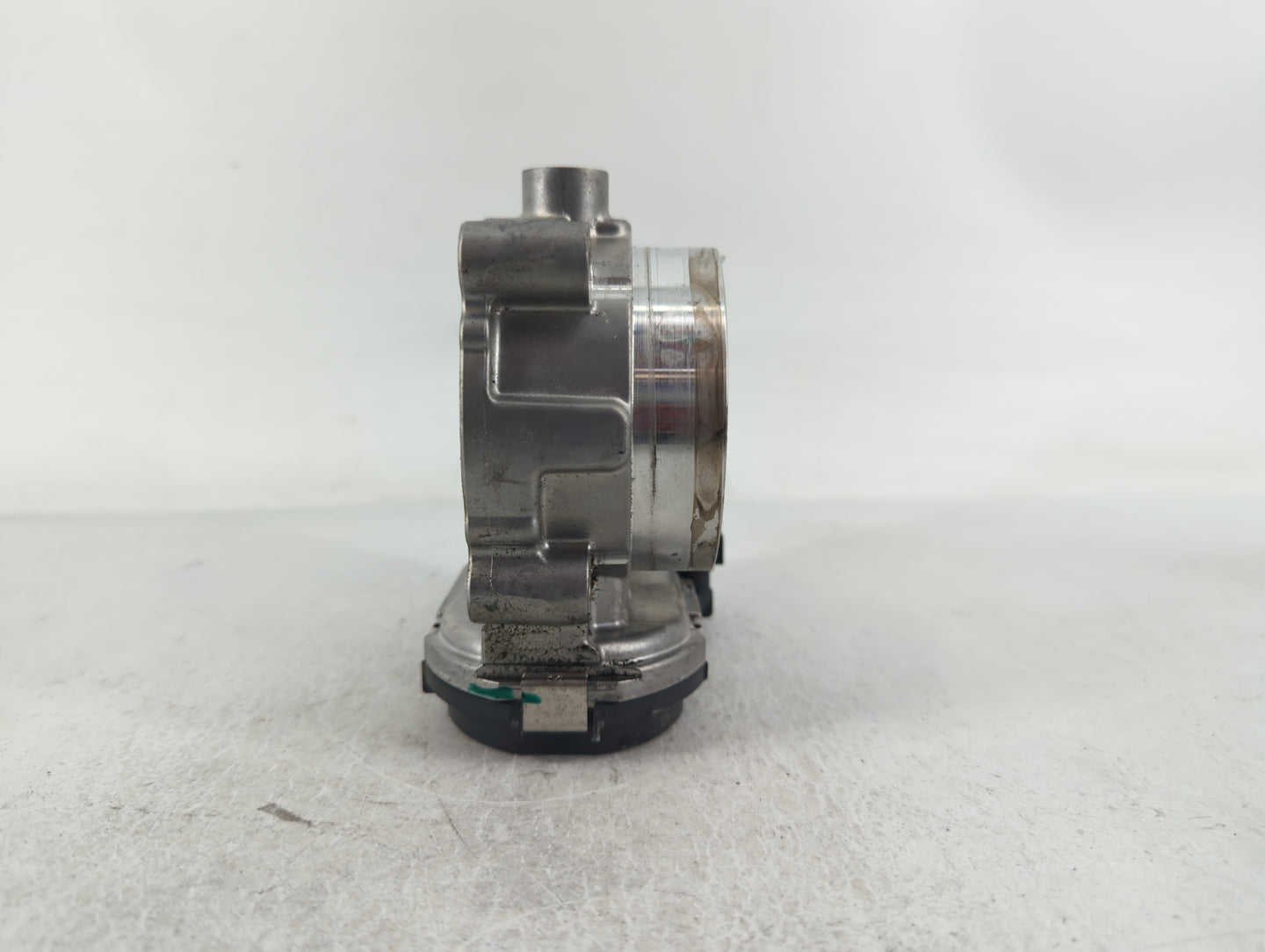 2014-2022 Jeep Cherokee Throttle Body P/N:05184349AC 0 280 750 570 Fits OEM Used Auto Parts - Oemusedautoparts1.com