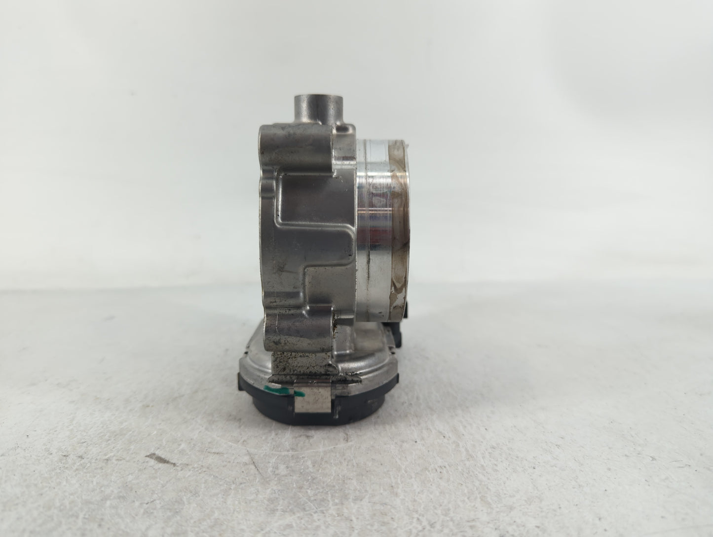 2014-2022 Jeep Cherokee Throttle Body P/N:05184349AC 0 280 750 570 Fits OEM Used Auto Parts - Oemusedautoparts1.com