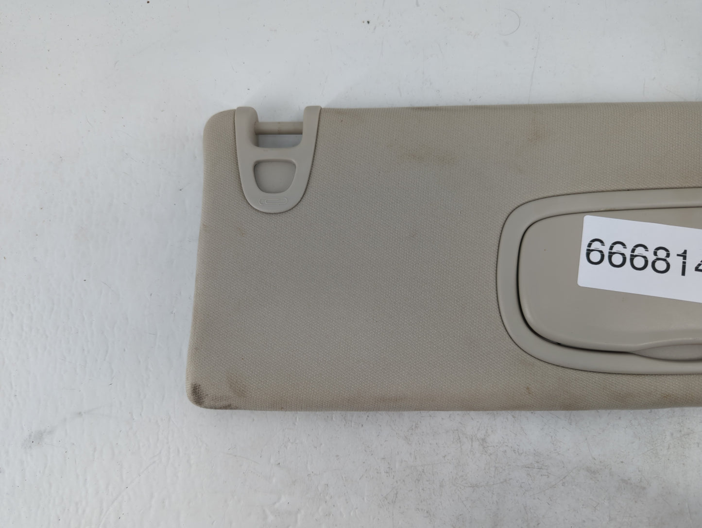 2014-2018 Jeep Cherokee Sun Visor Shade Replacement Passenger Right Mirror Fits Fits 2014 2015 2016 2017 2018 OEM Used Auto 