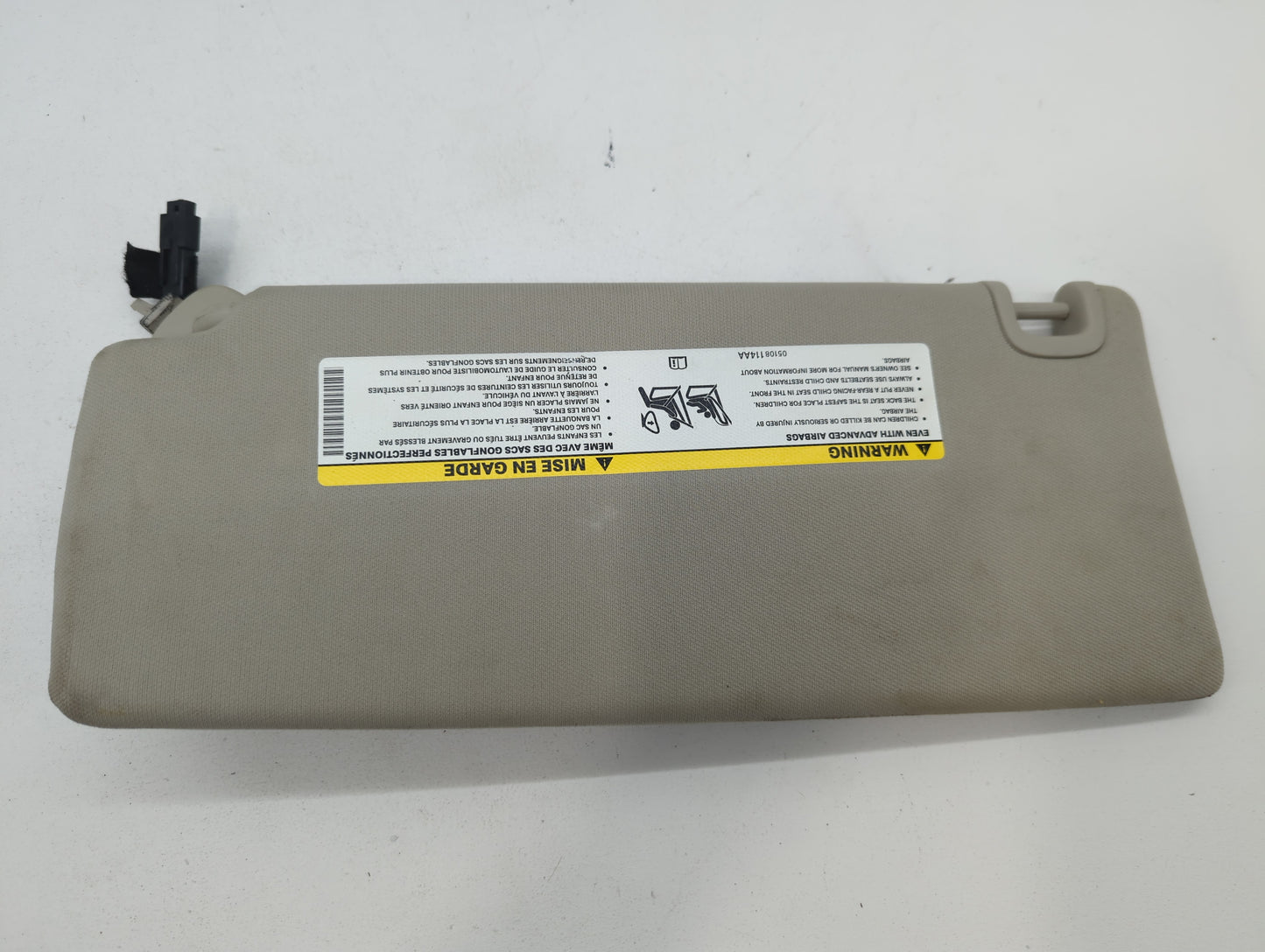 2014-2018 Jeep Cherokee Sun Visor Shade Replacement Passenger Right Mirror Fits Fits 2014 2015 2016 2017 2018 OEM Used Auto 