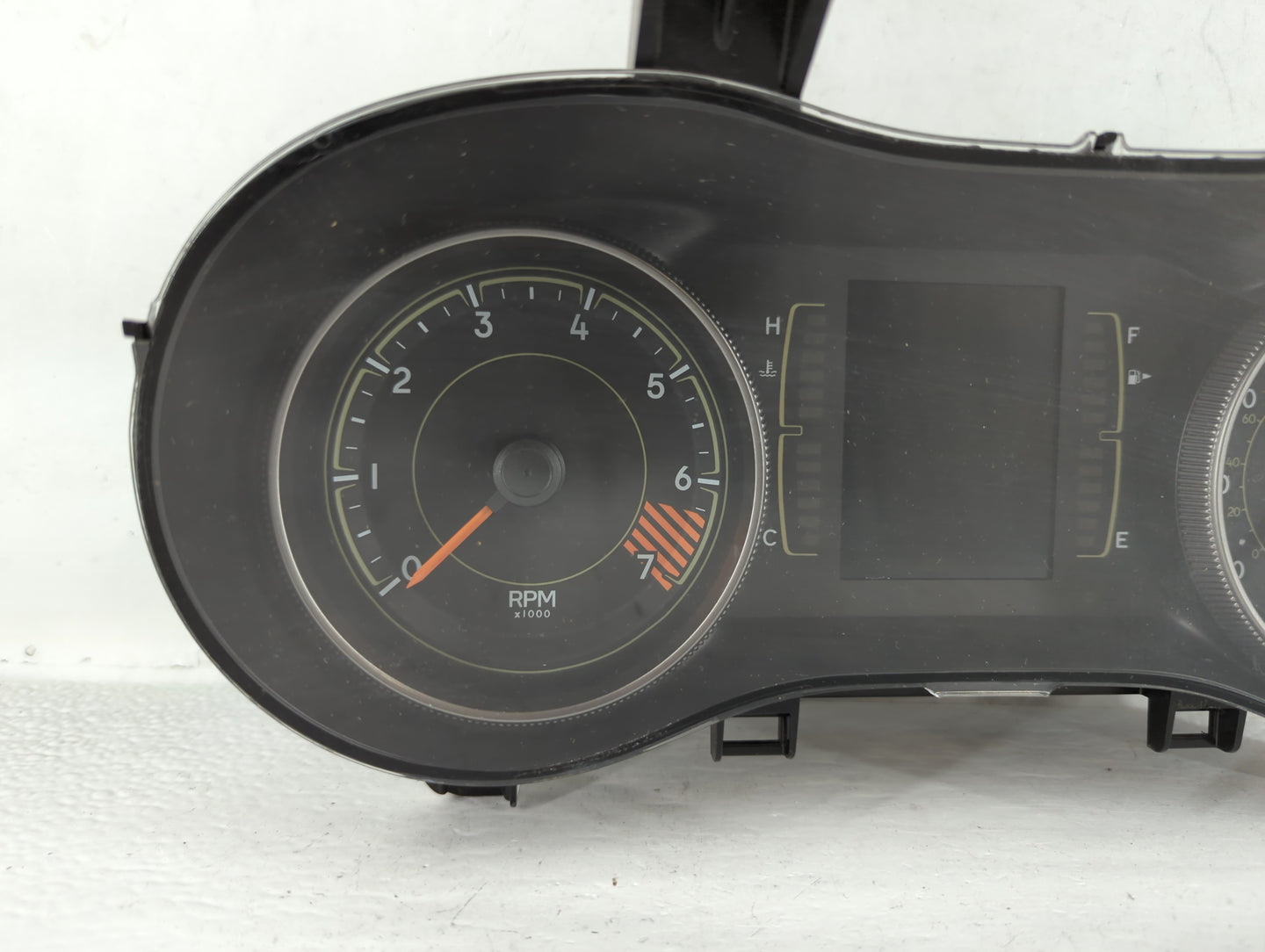 2015 Jeep Cherokee Instrument Cluster Speedometer Gauges P/N:P68241293AC Fits OEM Used Auto Parts - Oemusedautoparts1.com