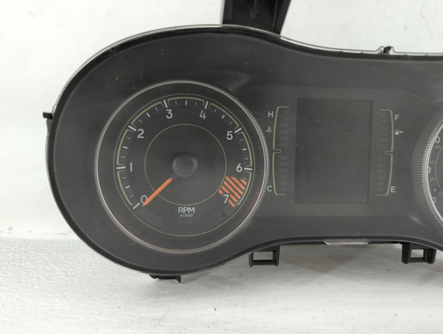 2015 Jeep Cherokee Instrument Cluster Speedometer Gauges P/N:P68241293AC Fits OEM Used Auto Parts - Oemusedautoparts1.com