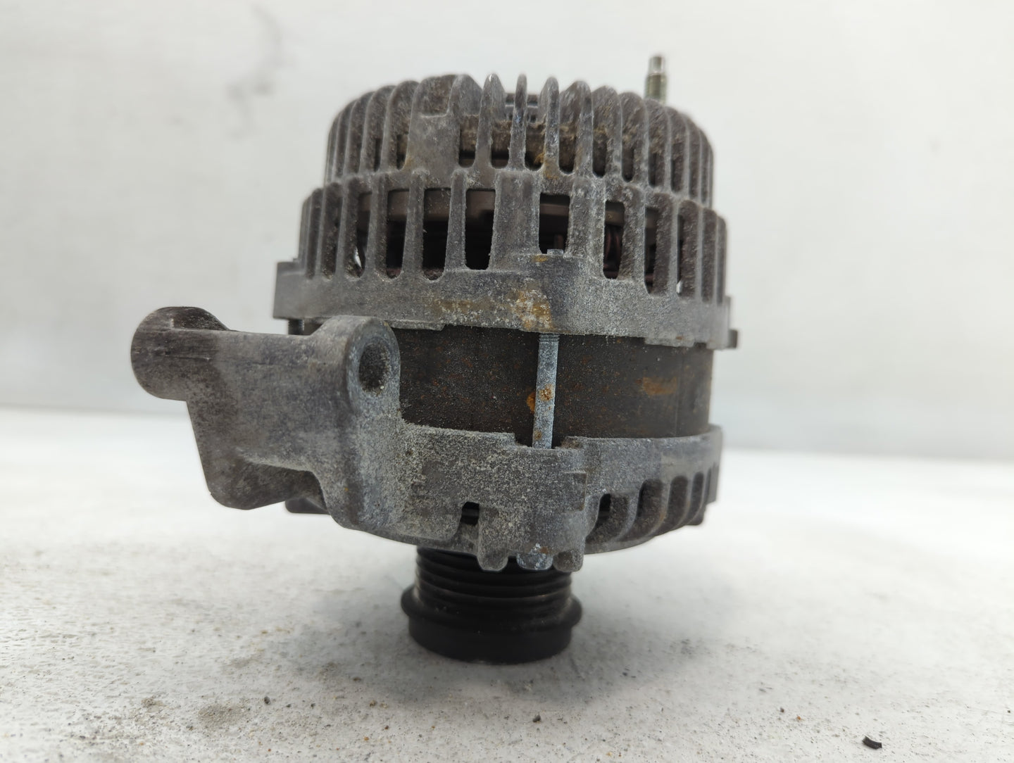 2014-2018 Jeep Cherokee Alternator Replacement Generator Charging Assembly Engine OEM P/N:56029624AC Fits OEM Used Auto Part