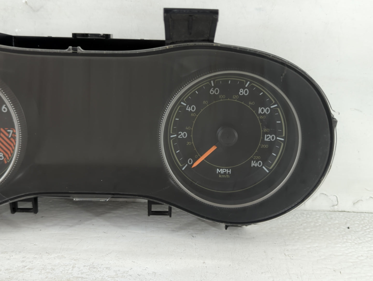 2015 Jeep Cherokee Instrument Cluster Speedometer Gauges P/N:P68241330AC Fits OEM Used Auto Parts - Oemusedautoparts1.com