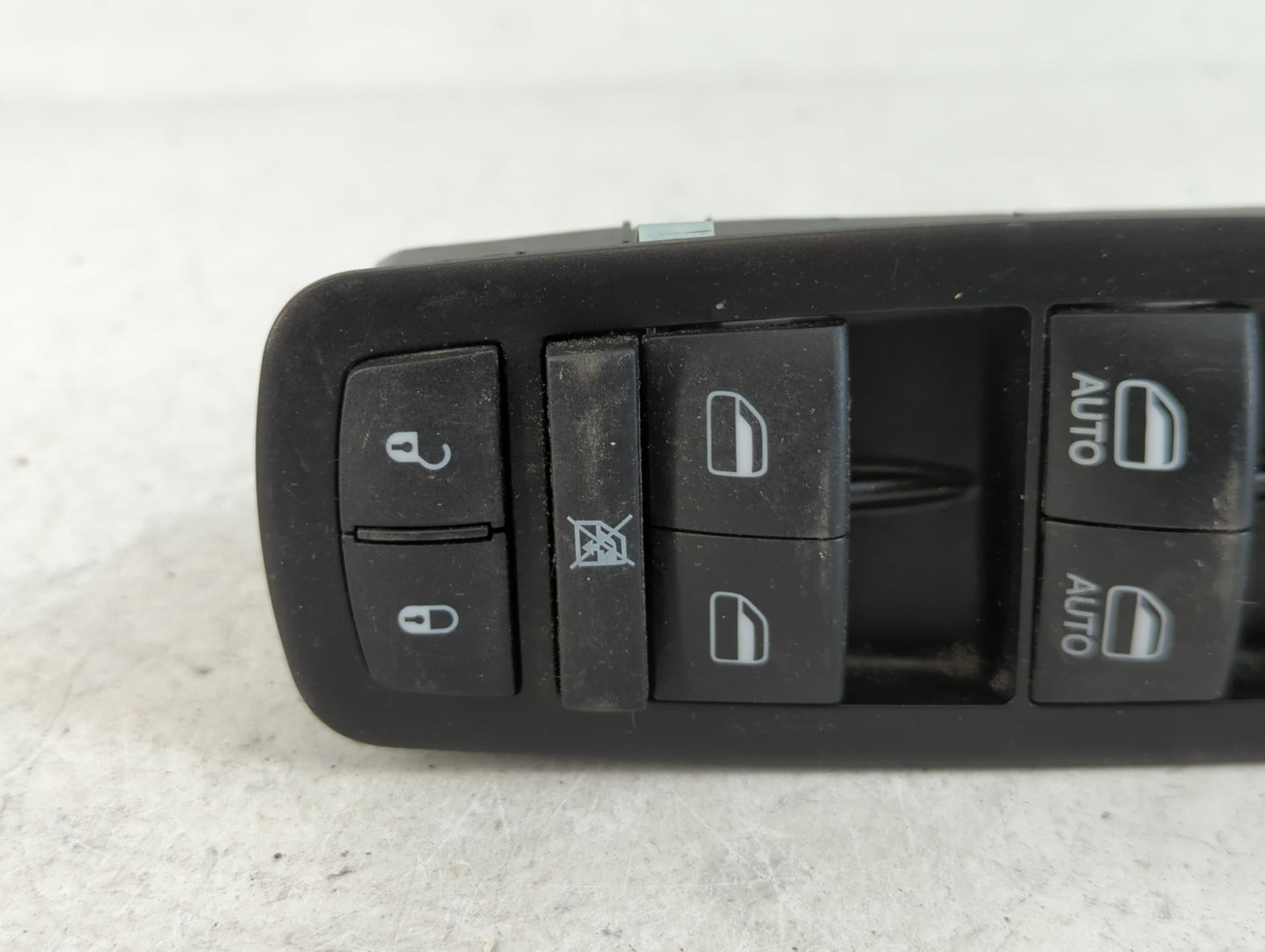 2015-2022 Jeep Cherokee Master Power Window Switch Replacement Driver Side Left P/N:68231805AA Fits OEM Used Auto Parts - Oe