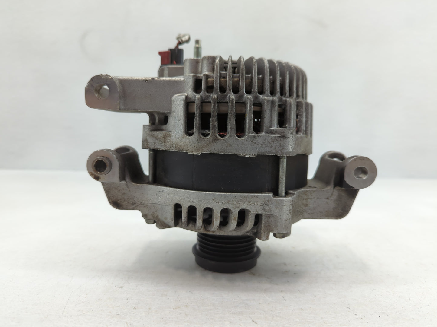 2014-2018 Jeep Cherokee Alternator Replacement Generator Charging Assembly Engine OEM P/N:56029624AB Fits OEM Used Auto Part