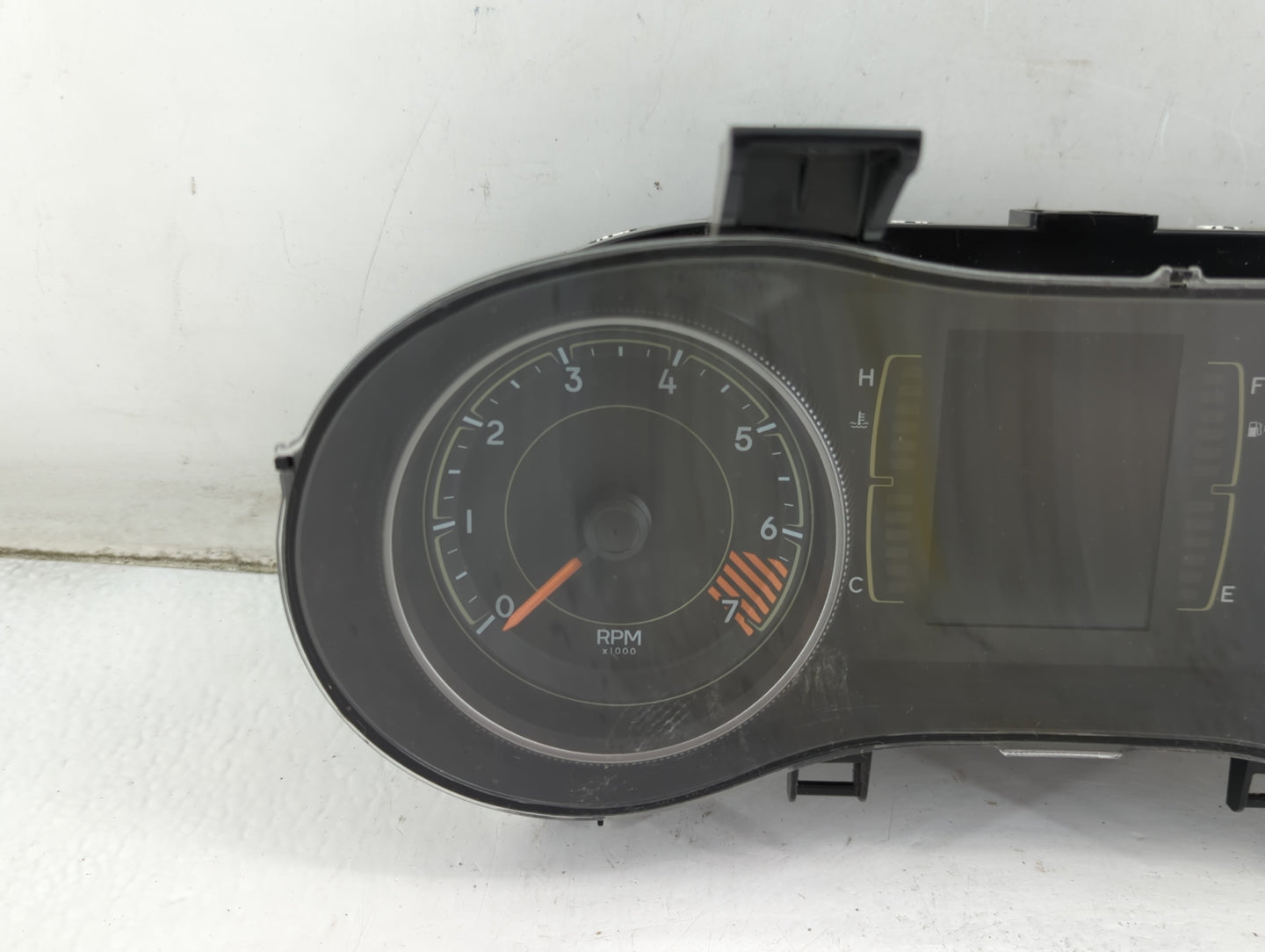 2015 Jeep Cherokee Instrument Cluster Speedometer Gauges P/N:68241293AC Fits OEM Used Auto Parts - Oemusedautoparts1.com