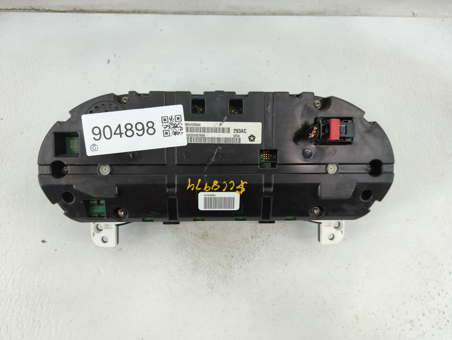 2015 Jeep Cherokee Instrument Cluster Speedometer Gauges P/N:68241293AC Fits OEM Used Auto Parts - Oemusedautoparts1.com