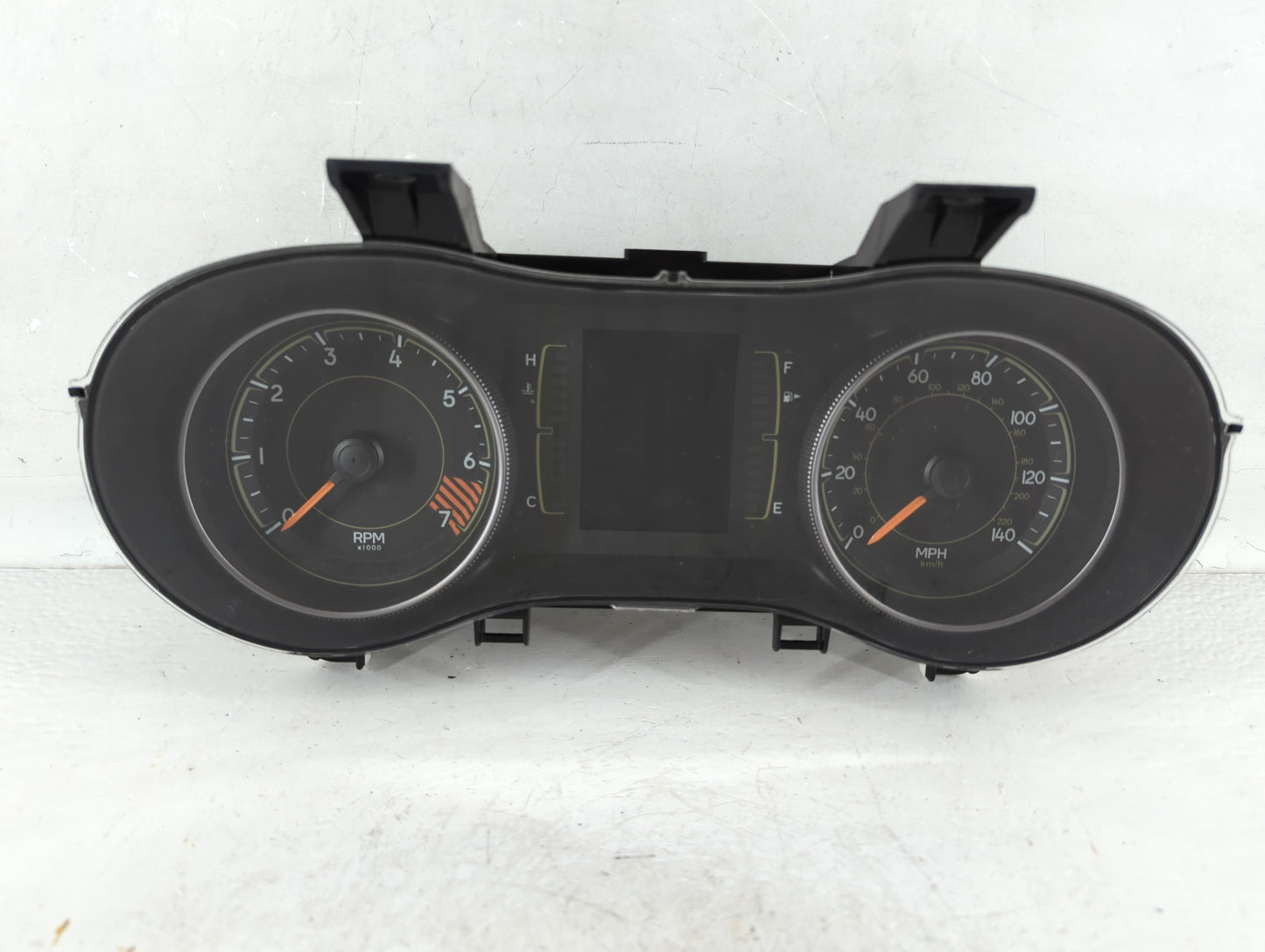 2015 Jeep Cherokee Instrument Cluster Speedometer Gauges P/N:P68241293AC Fits OEM Used Auto Parts - Oemusedautoparts1.com