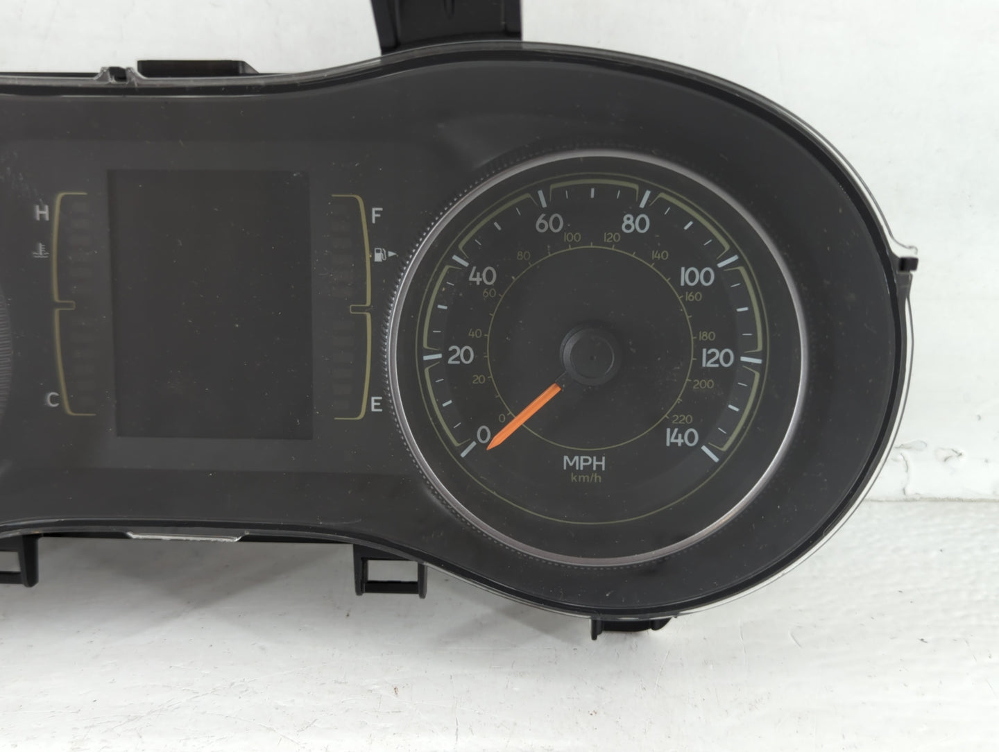 2015 Jeep Cherokee Instrument Cluster Speedometer Gauges P/N:P68241293AC Fits OEM Used Auto Parts - Oemusedautoparts1.com