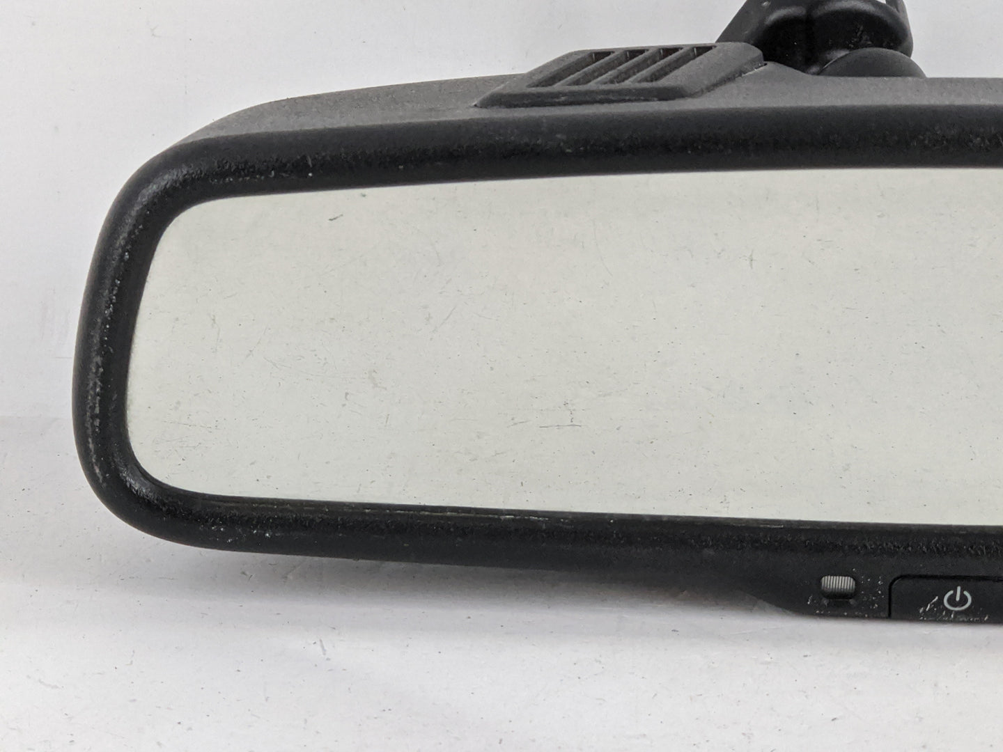 2015 Jeep Compass Interior Rear View Mirror Replacement OEM P/N:E11026130 Fits OEM Used Auto Parts - Oemusedautoparts1.com