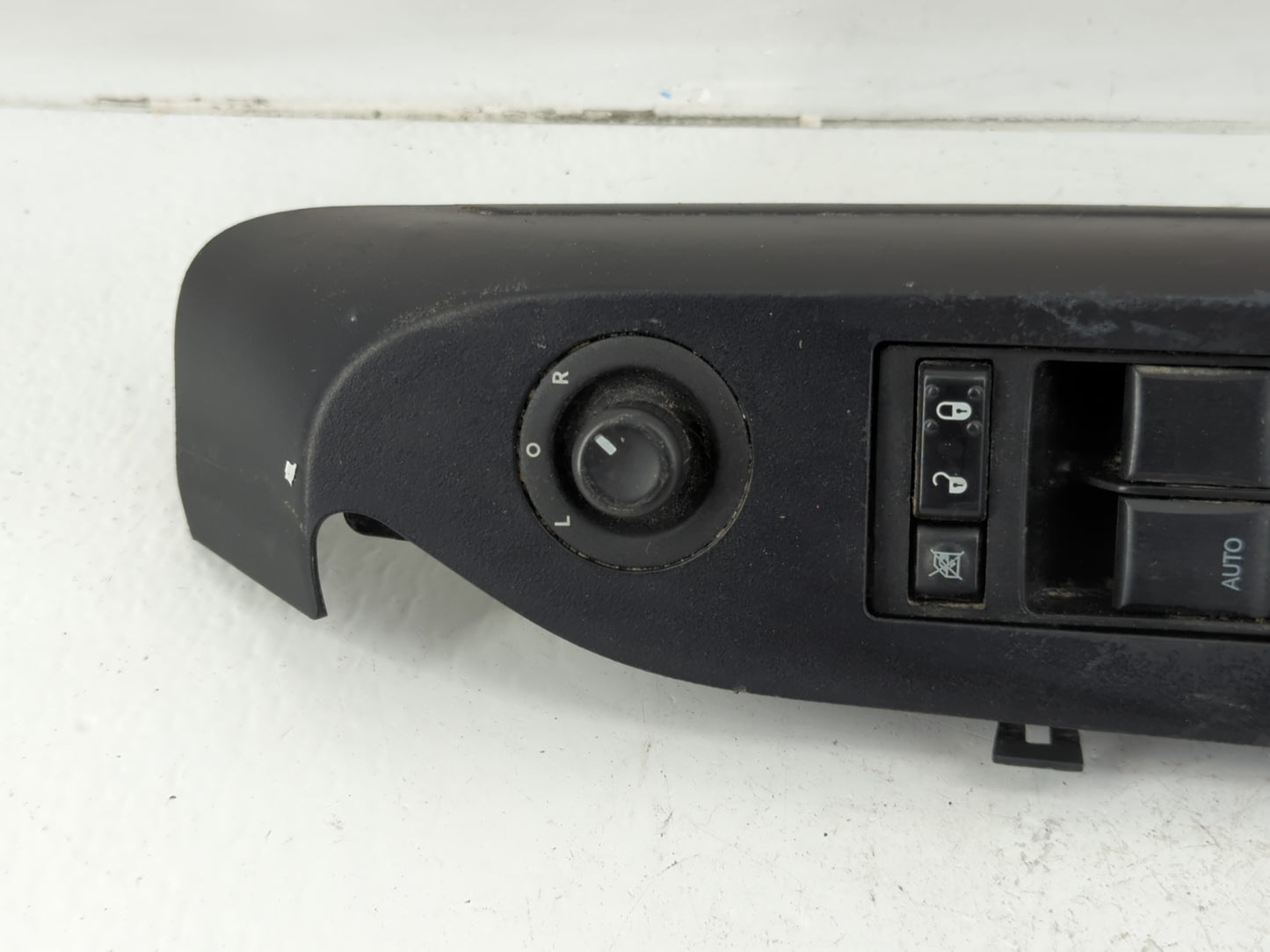 2011-2017 Jeep Compass Master Power Window Switch Replacement Driver Side Left P/N:50950710120 Fits OEM Used Auto Parts - Oe