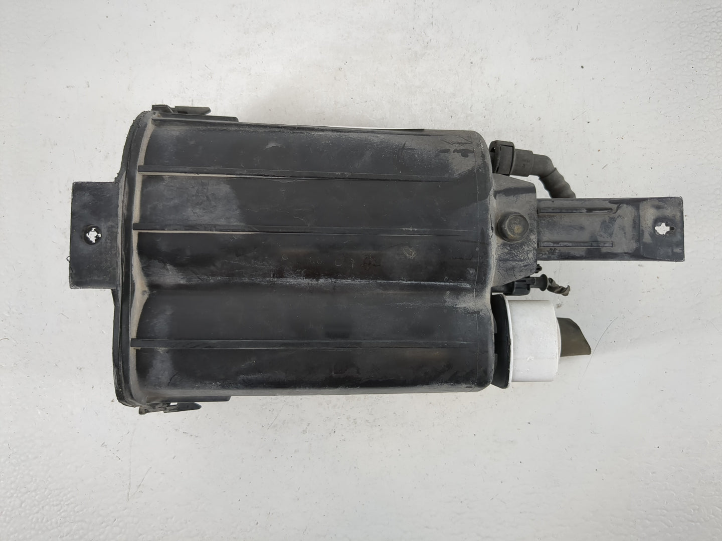 2015 Jeep Compass Fuel Vapor Charcoal Canister 1120655 - Oemusedautoparts1.com