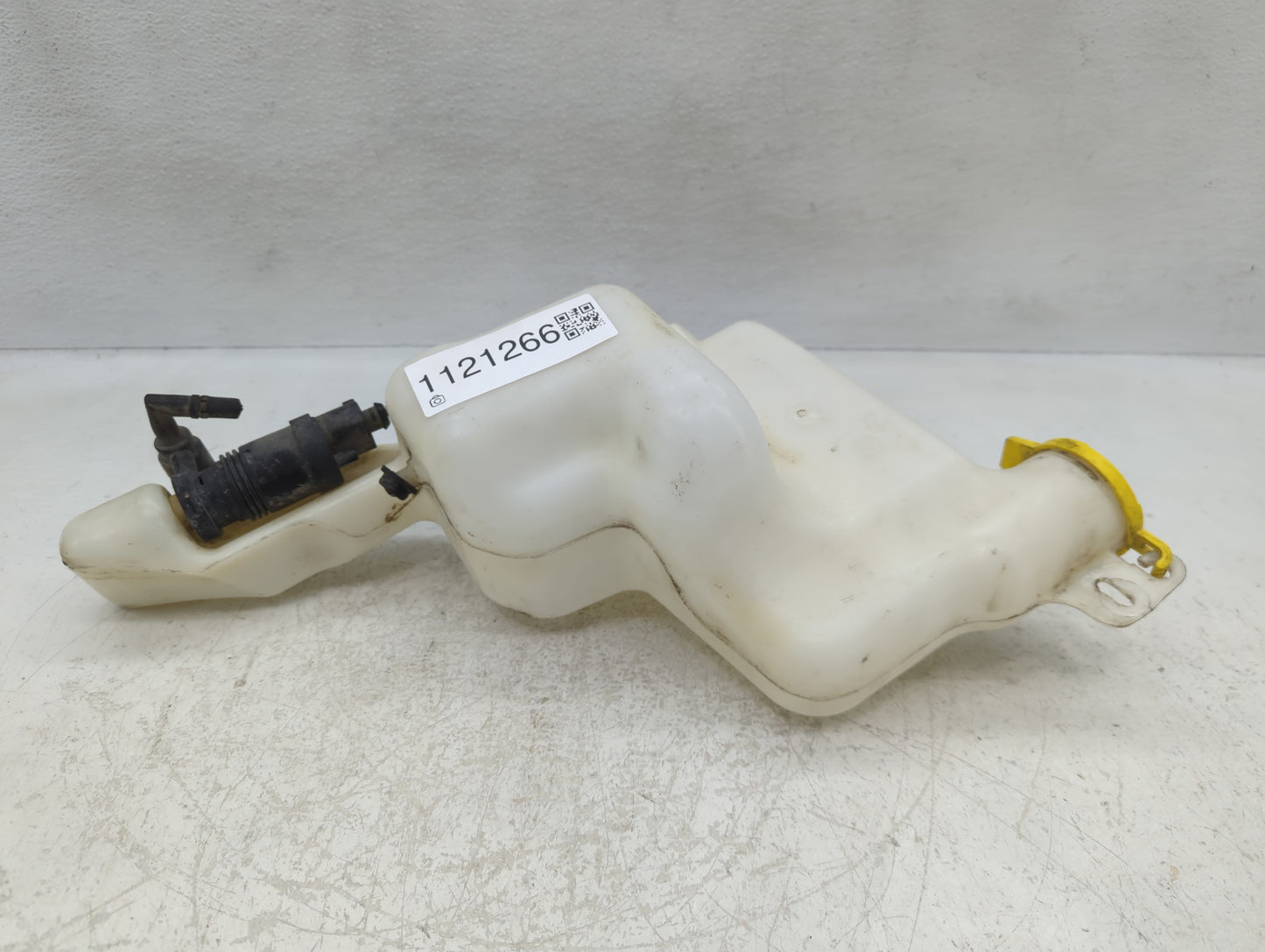 Jeep Compass Windshield Washer Fluid Reservoir Bottle Oem - Oemusedautoparts1.com