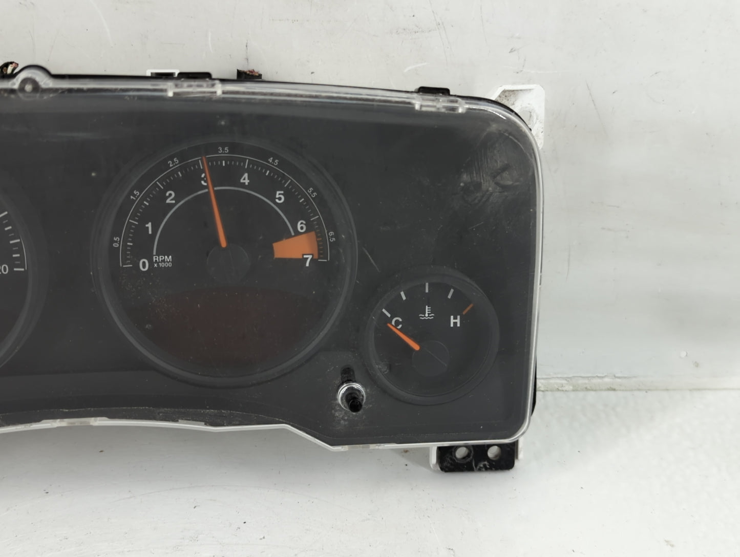 2015-2017 Jeep Compass Instrument Cluster Speedometer Gauges P/N:68233464AC Fits Fits 2015 2016 2017 OEM Used Auto Parts - O