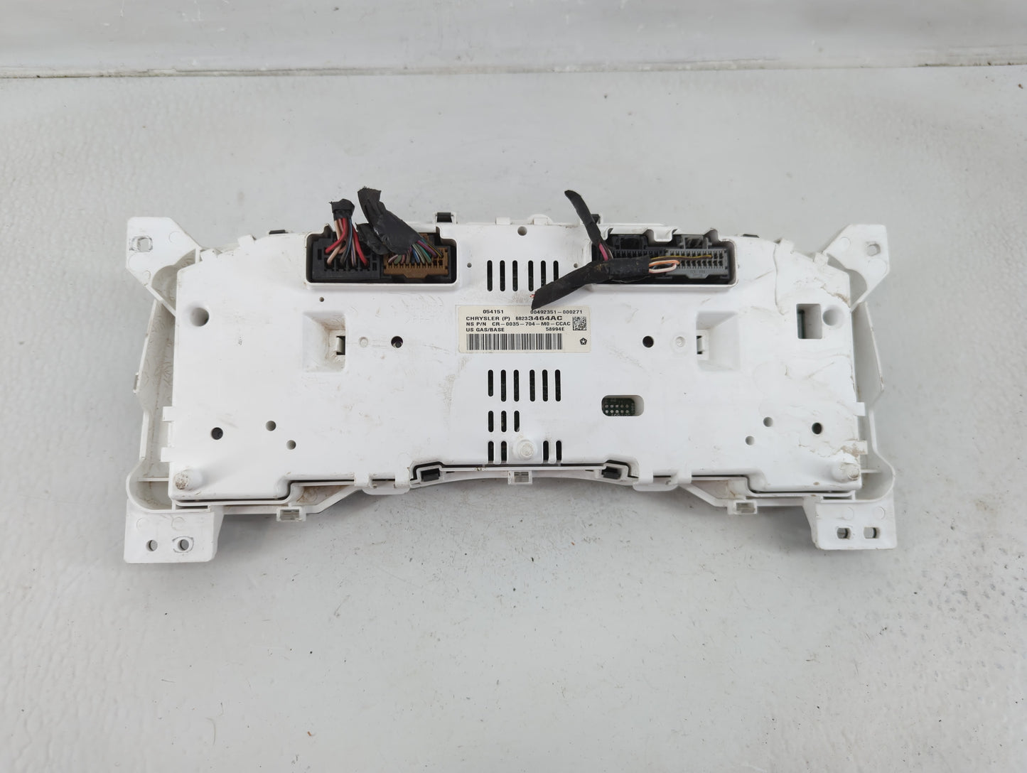 2015-2017 Jeep Compass Instrument Cluster Speedometer Gauges P/N:68233464AC Fits Fits 2015 2016 2017 OEM Used Auto Parts - O