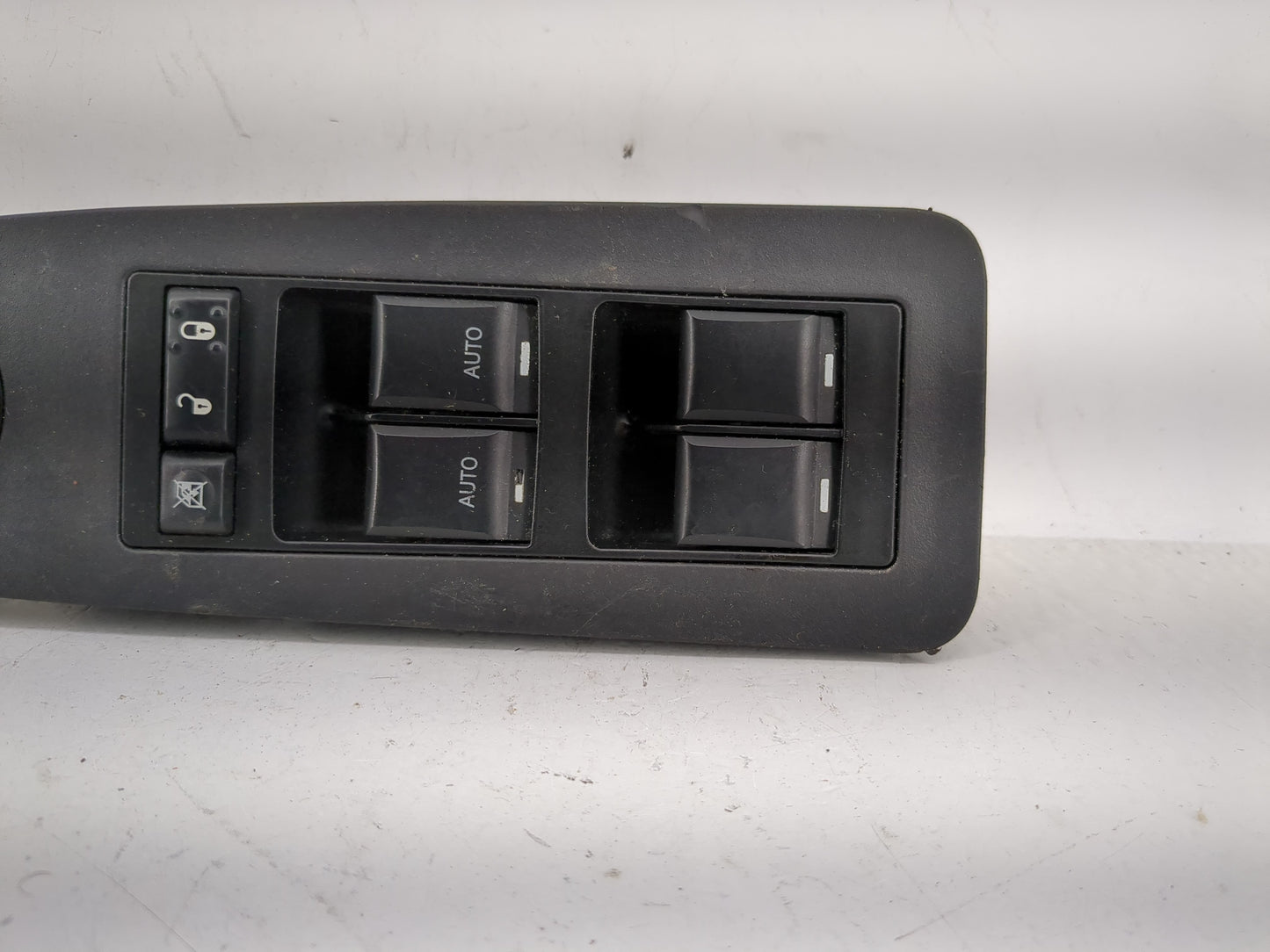 2015 Jeep Compass Master Power Window Switch Replacement Driver Side Left P/N:04602781AA Fits OEM Used Auto Parts - Oemuseda