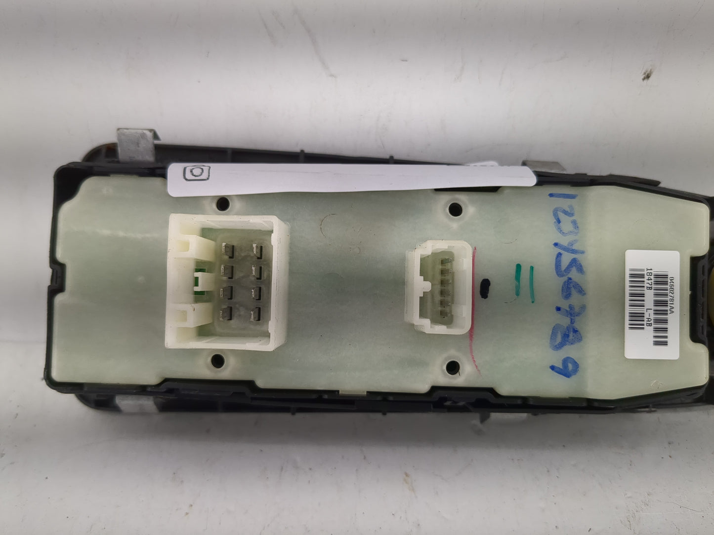 2015 Jeep Compass Master Power Window Switch Replacement Driver Side Left P/N:04602781AA Fits OEM Used Auto Parts - Oemuseda