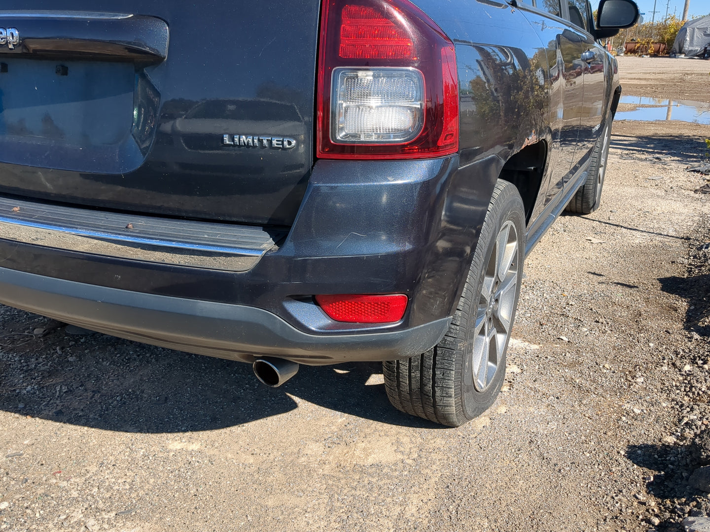 2015 Jeep Compass Rear Bumper Assembly Oem - Oemusedautoparts1.com
