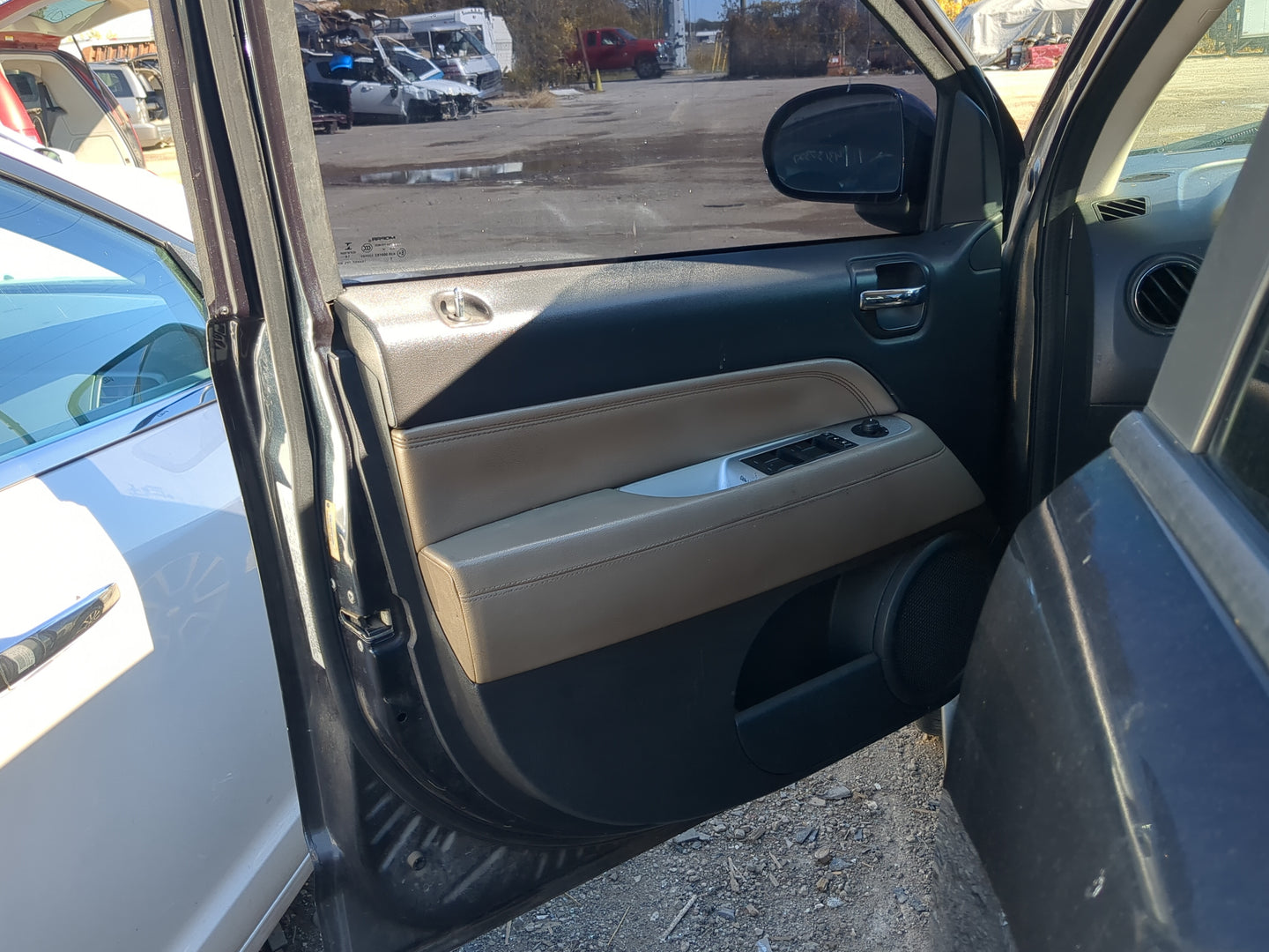 2015 Jeep Compass Front Left Driver Interior Door Panel Trim - Oemusedautoparts1.com