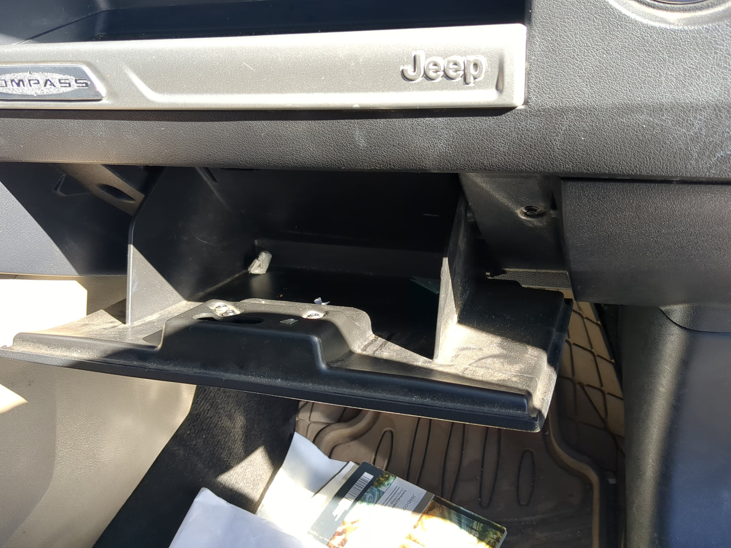 2015 Jeep Compass Passenger Glove Box Door Storage Compartment - Oemusedautoparts1.com
