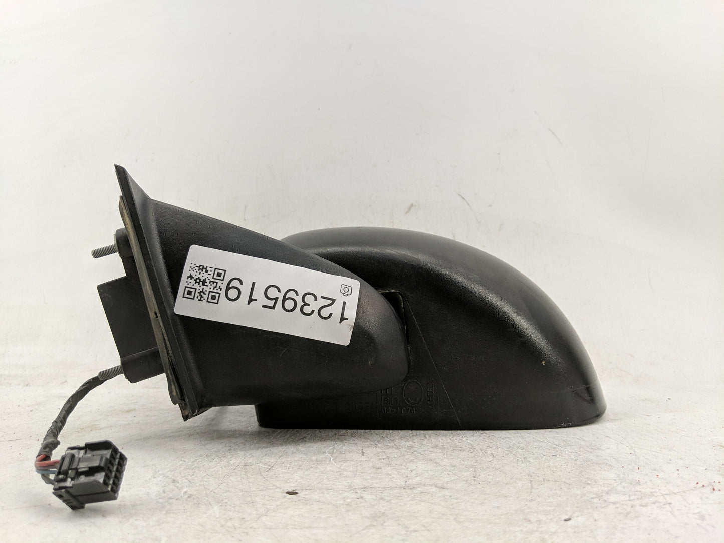 2015 Jeep Compass Side Mirror Replacement Driver Left View Door Mirror Fits OEM Used Auto Parts - Oemusedautoparts1.com