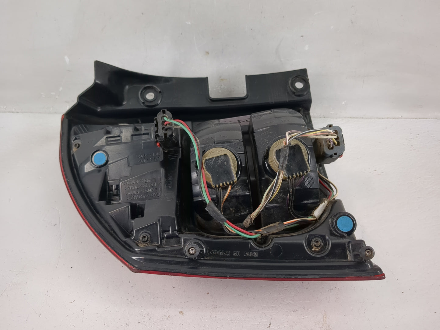 2015 Jeep Compass Tail Light Assembly Passenger Right OEM P/N:05182544 05182542 Fits OEM Used Auto Parts - Oemusedautoparts1