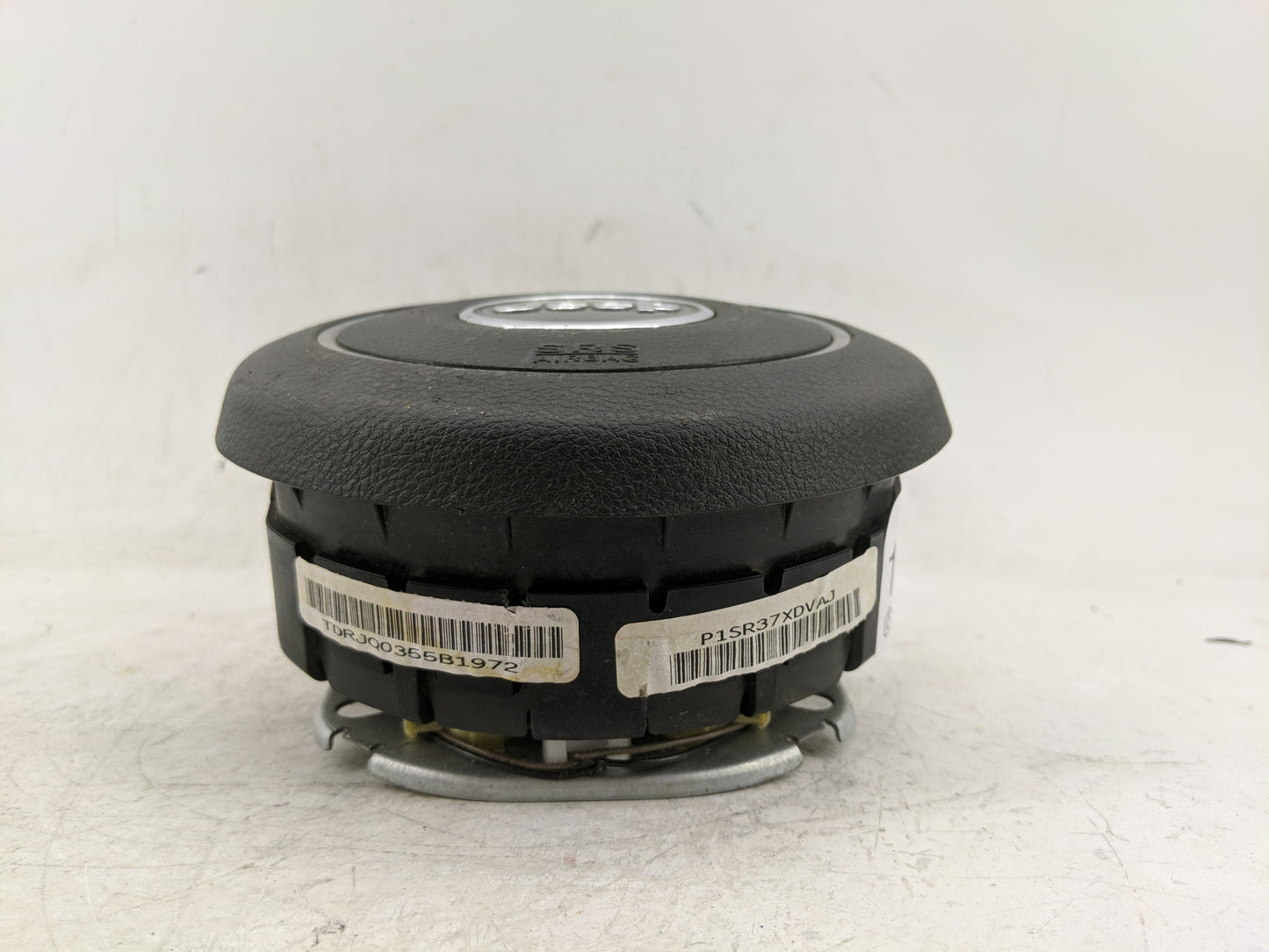 2015 Jeep Compass Air Bag Driver Left Steering Wheel Mounted - Oemusedautoparts1.com