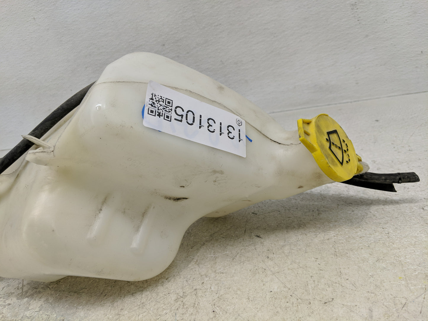 Jeep Compass Windshield Washer Fluid Reservoir Bottle Oem - Oemusedautoparts1.com