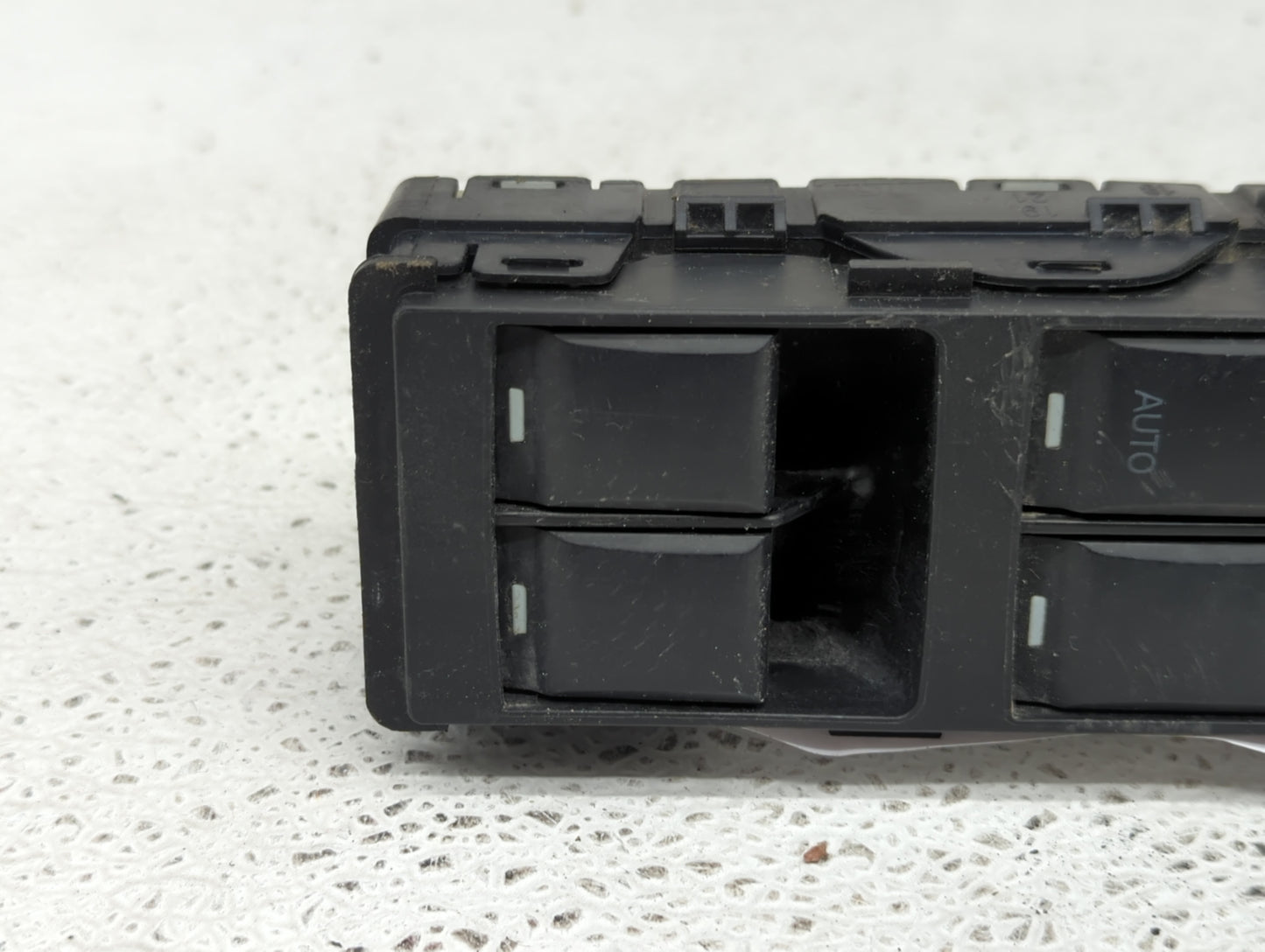 2015 Jeep Compass Master Power Window Switch Replacement Driver Side Left P/N:04602780AA Fits OEM Used Auto Parts - Oemuseda