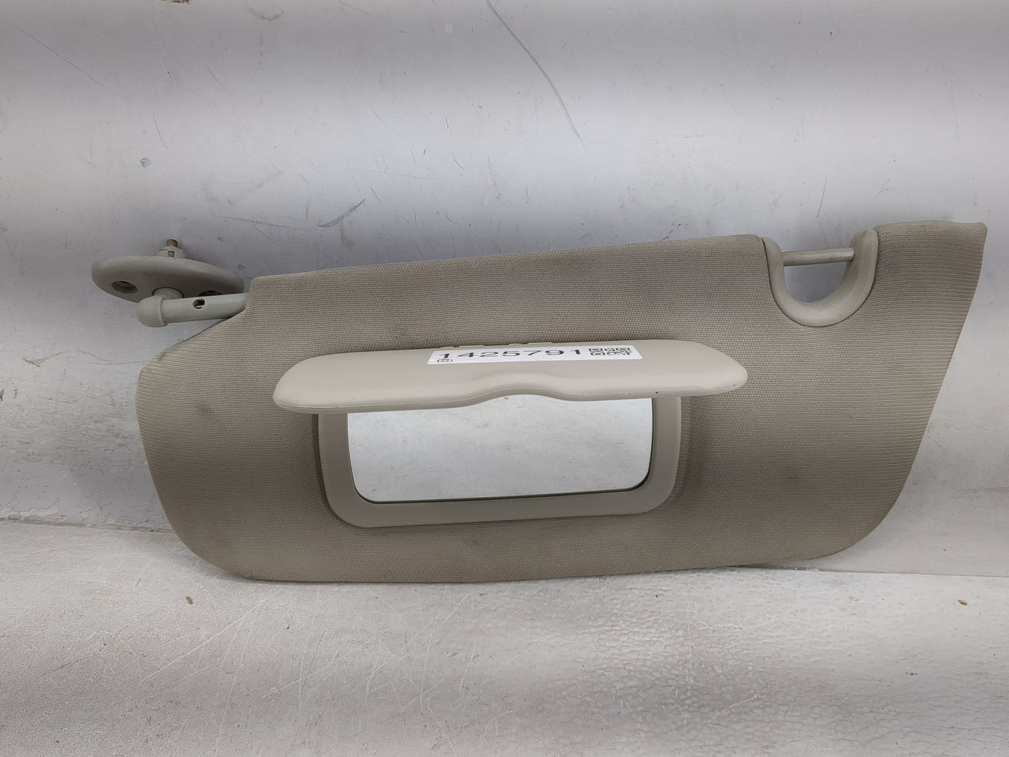 2010-2017 Jeep Compass Sun Visor Shade Replacement Driver Left Mirror Fits Fits 2010 2011 2012 2013 2014 2015 2016 2017 OEM 