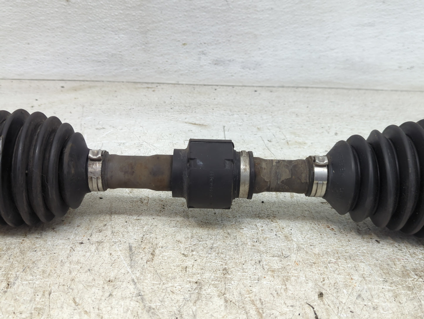 2007-2017 Jeep Compass Axle Shaft Front Driver Cv C/v - Oemusedautoparts1.com