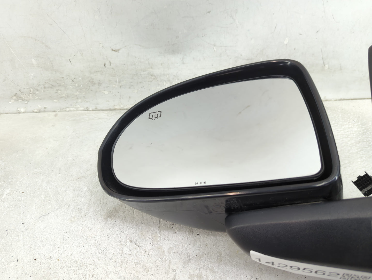 2007-2017 Jeep Compass Driver Side View Mirror - Left Door Mirror OEM Used - Oemusedautoparts1.com
