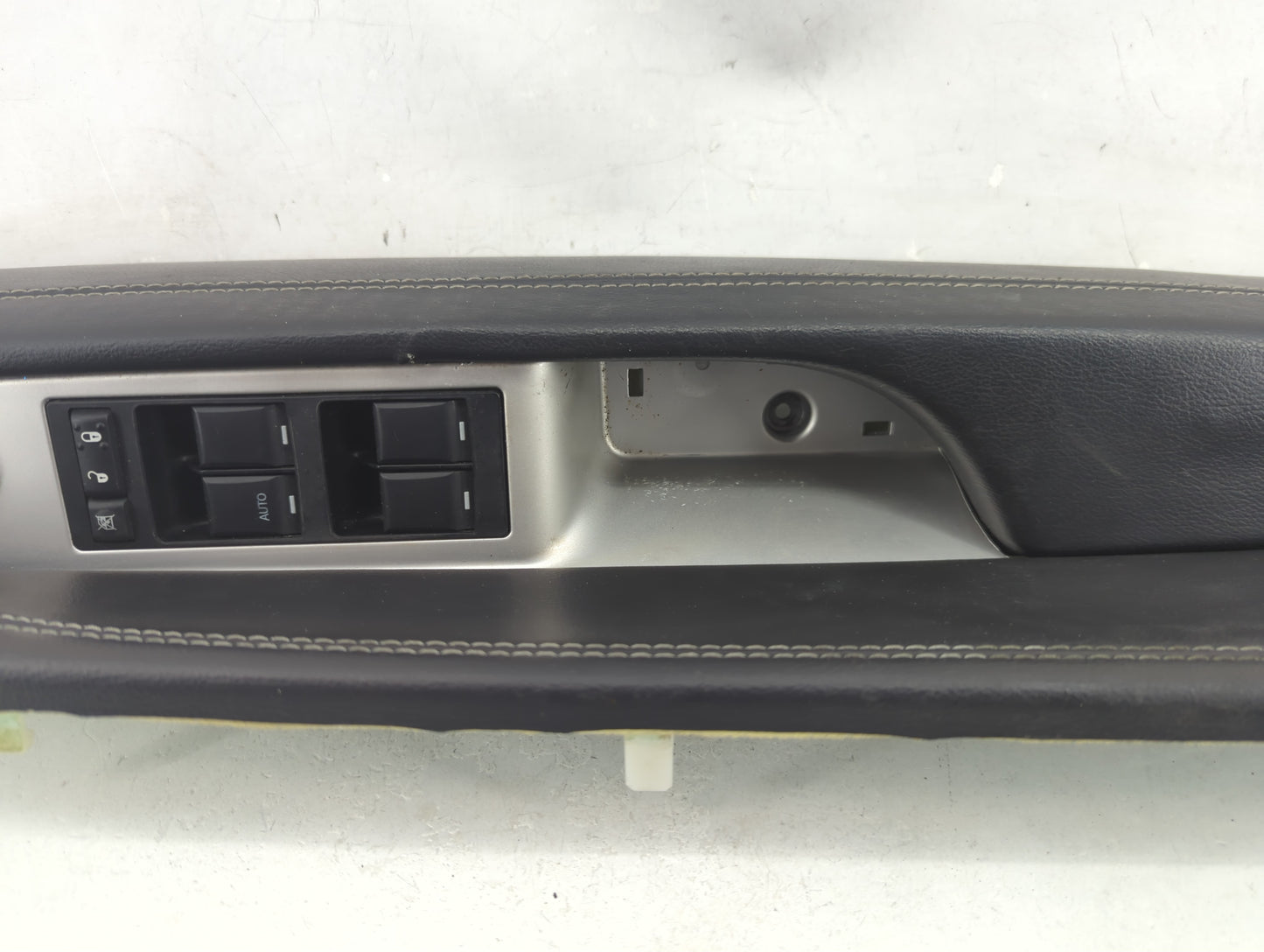 2015 Jeep Compass Master Power Window Switch Replacement Driver Side Left Fits OEM Used Auto Parts - Oemusedautoparts1.com
