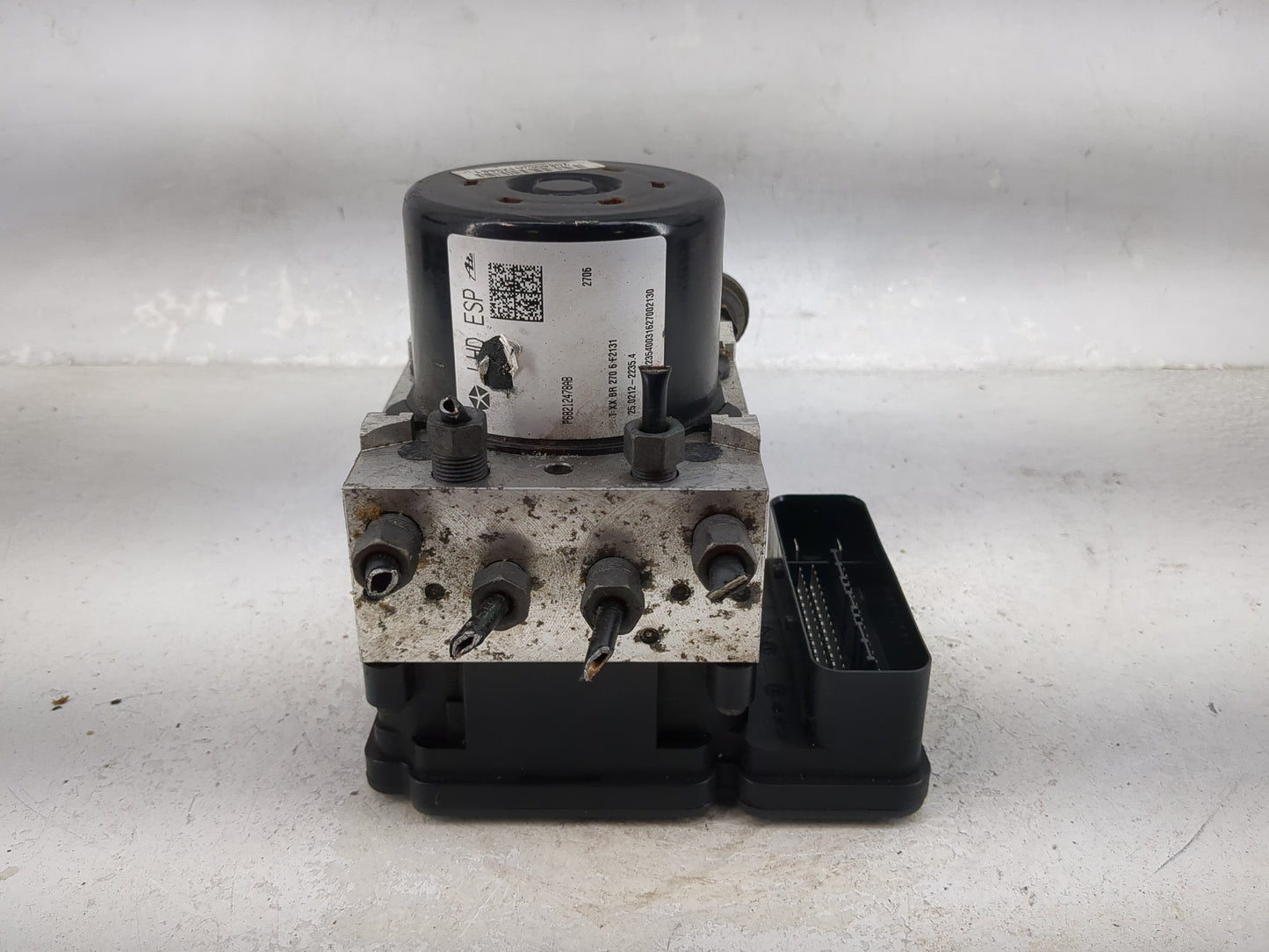 2015 Jeep Compass ABS Pump Control Module Replacement P/N:P68212478AB 25.0212-2235.4, HD136238, 5287110 Fits Fits 2014 2016 