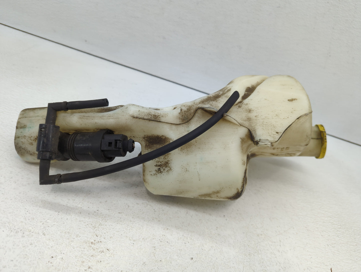 Jeep Compass Windshield Washer Fluid Reservoir Bottle Oem - Oemusedautoparts1.com