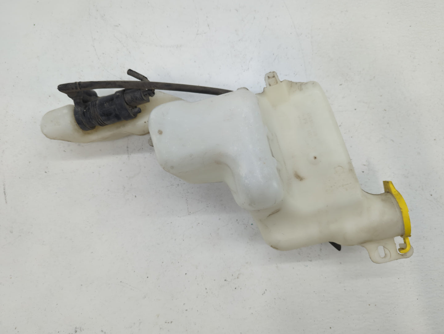 Jeep Compass Windshield Washer Fluid Reservoir Bottle Oem - Oemusedautoparts1.com
