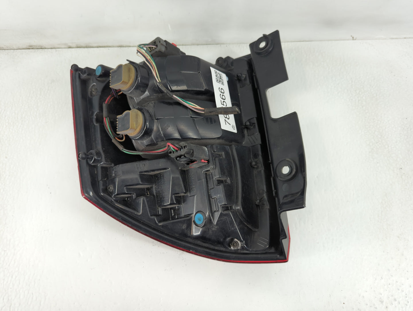 2015 Jeep Compass Tail Light Assembly Driver Left OEM P/N:112514 05272909AA Fits OEM Used Auto Parts - Oemusedautoparts1.com