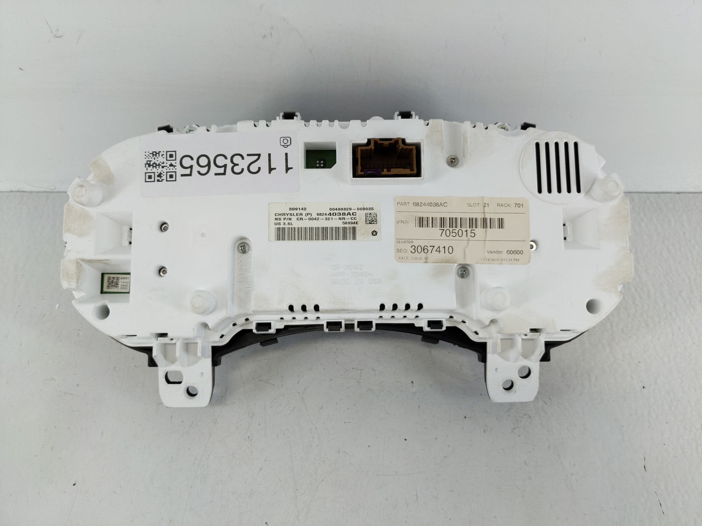 2015 Jeep Grand Cherokee Instrument Cluster Speedometer Gauges P/N:68244038AC Fits OEM Used Auto Parts - Oemusedautoparts1.c