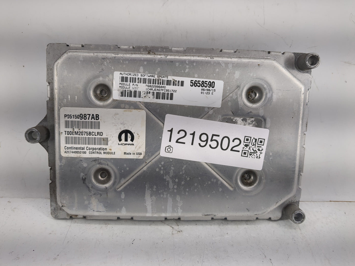 2015 Jeep Grand Cherokee PCM Engine Control Computer ECU ECM PCU OEM P/N:P68229960AD Fits OEM Used Auto Parts - Oemusedautop