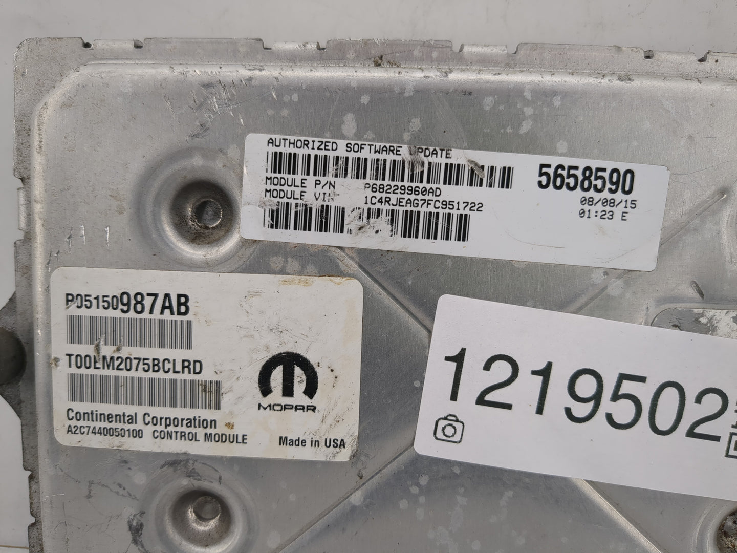 2015 Jeep Grand Cherokee PCM Engine Control Computer ECU ECM PCU OEM P/N:P68229960AD Fits OEM Used Auto Parts - Oemusedautop