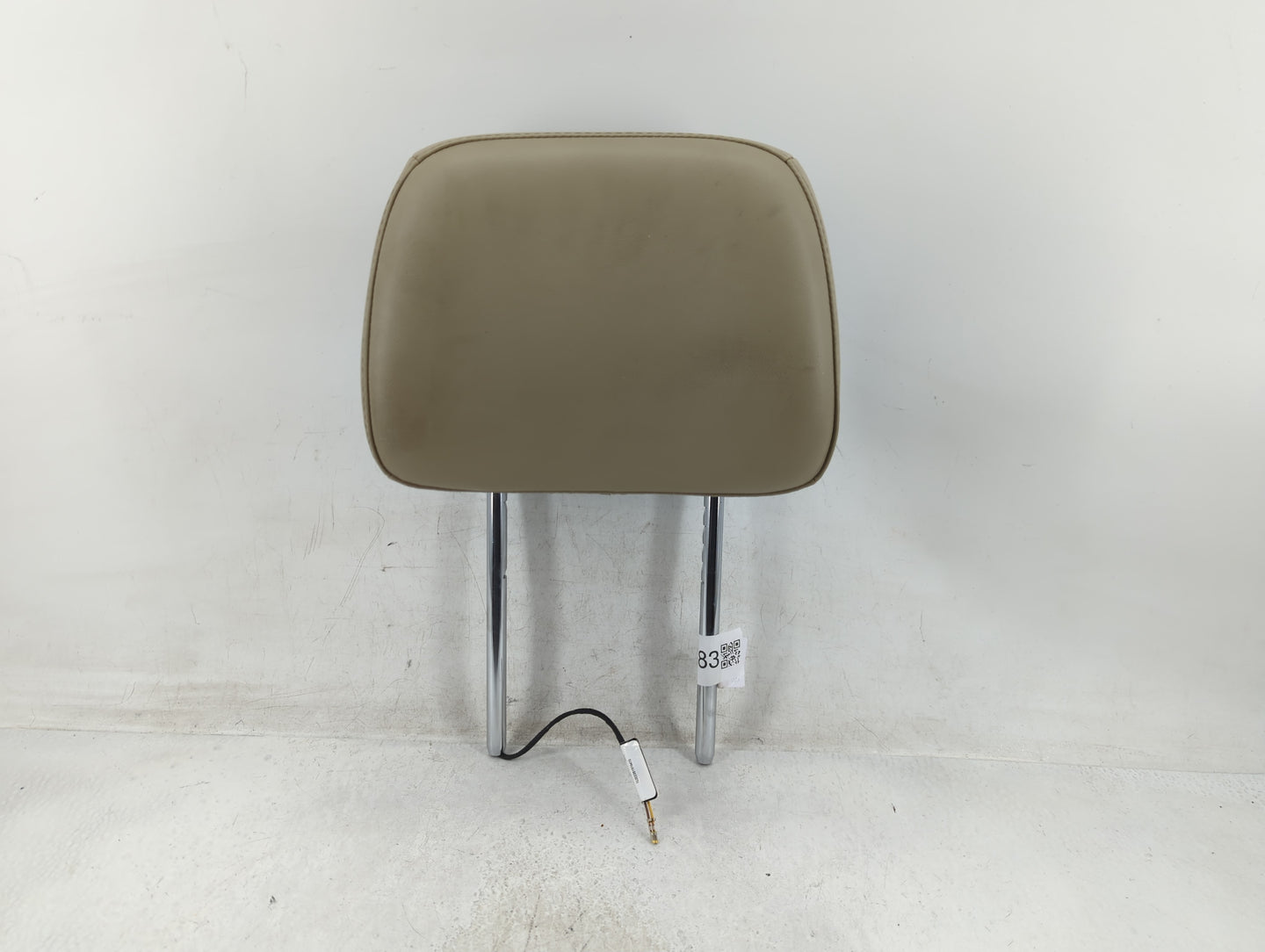 2015 Jeep Grand Cherokee Headrest Head Rest Rear Seat Fits OEM Used Auto Parts - Oemusedautoparts1.com