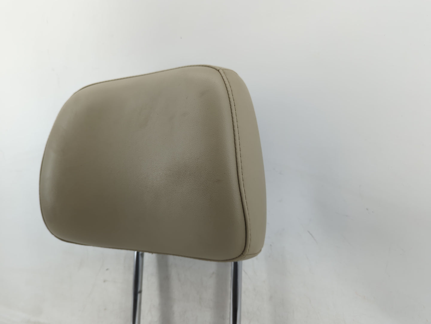 2015 Jeep Grand Cherokee Headrest Head Rest Rear Seat Fits OEM Used Auto Parts - Oemusedautoparts1.com