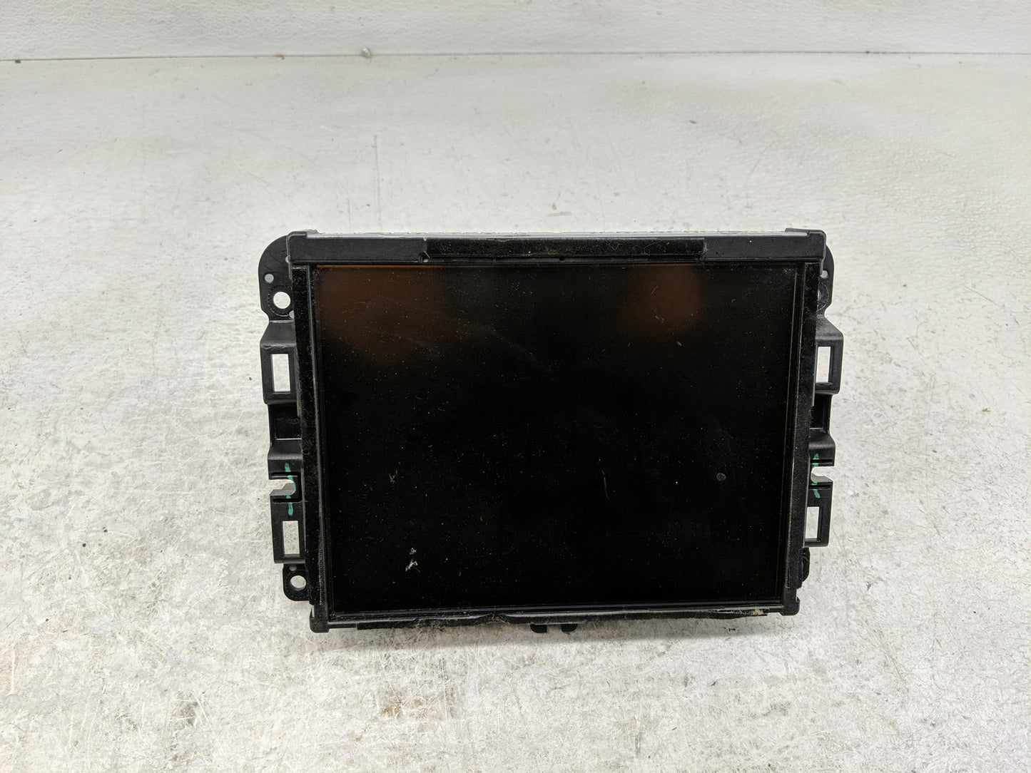 2015 Jeep Grand Cherokee Radio AM FM Cd Player Receiver Replacement P/N:6434C-BE2801 Fits OEM Used Auto Parts - Oemusedautop