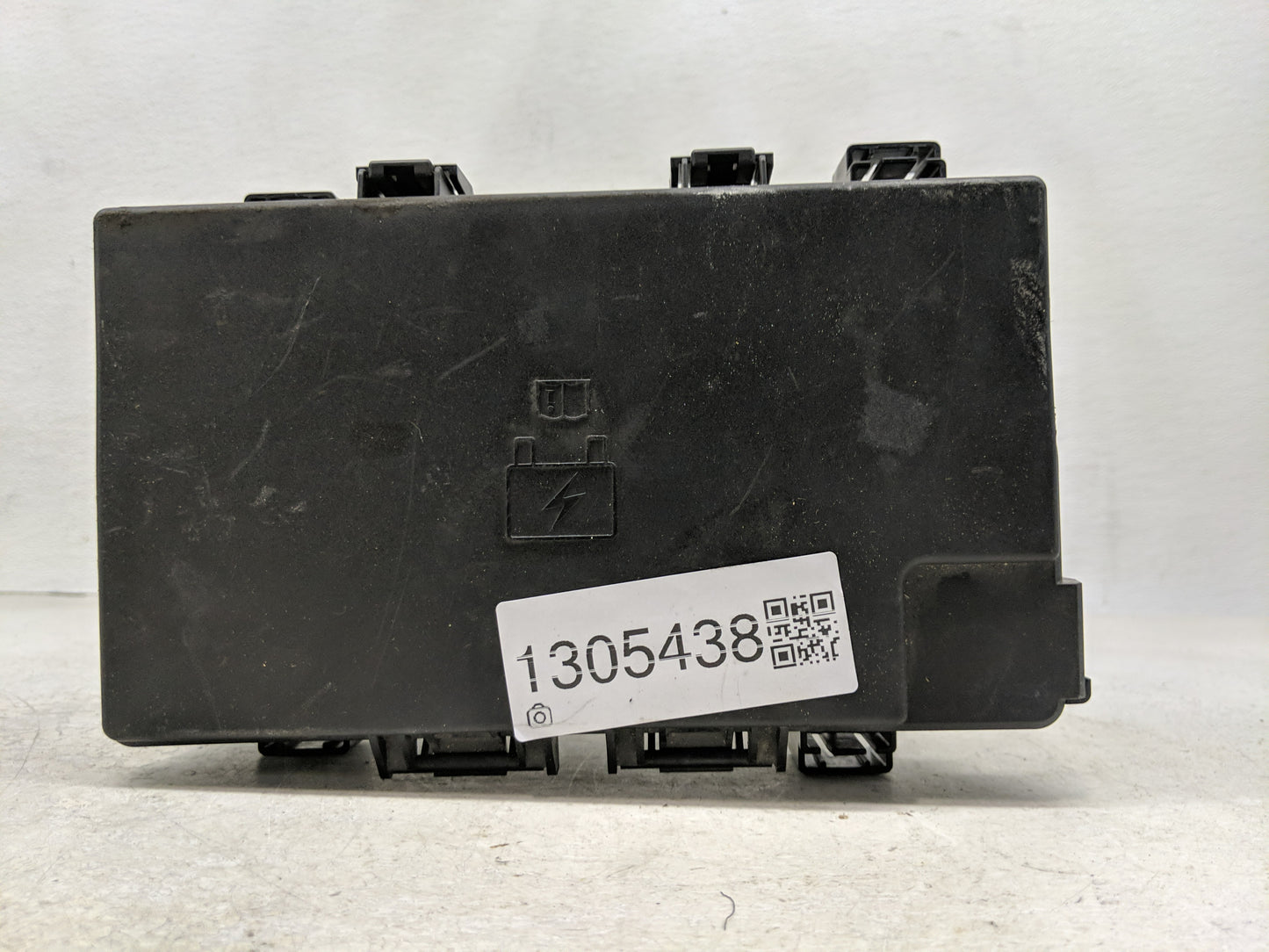 2015 Jeep Grand Cherokee Fusebox Fuse Box Panel Relay Module P/N:7140-1980-30 Fits OEM Used Auto Parts - Oemusedautoparts1.c
